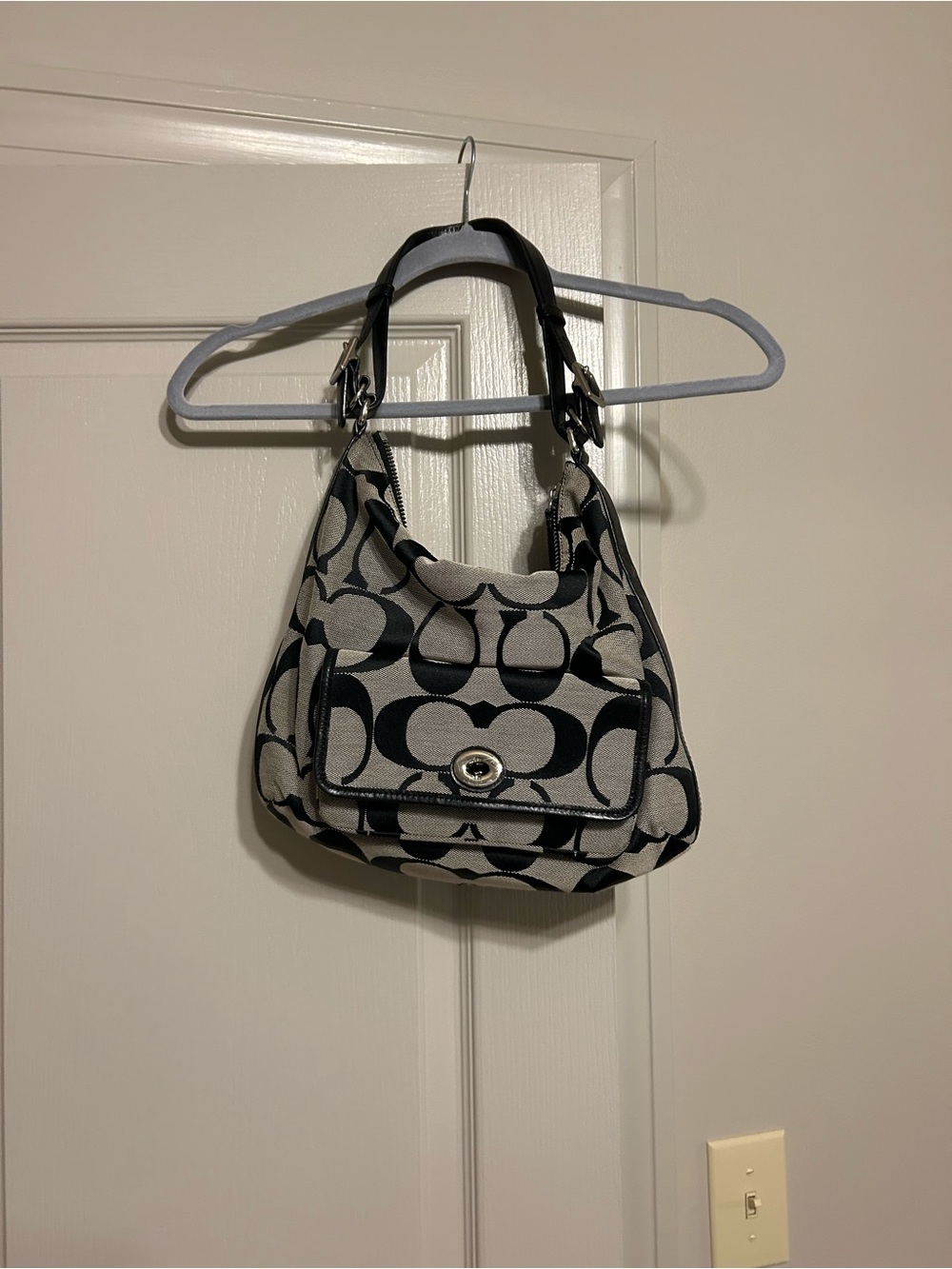Coach Black and Cream Signature Hobo Shoulder Bag